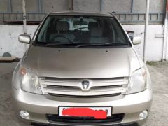 Photo of the vehicle Toyota Ist