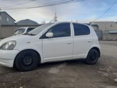 Сүрөт унаа Toyota Vitz