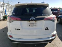 Сүрөт унаа Toyota RAV4