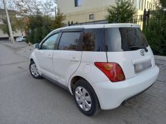 Фото авто Toyota Ist