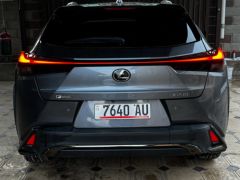 Фото авто Lexus UX