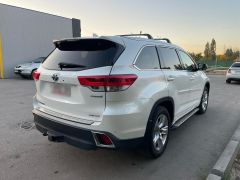 Сүрөт унаа Toyota Highlander