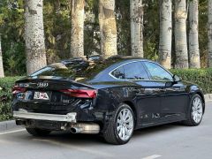 Photo of the vehicle Audi A5