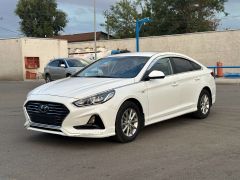 Photo of the vehicle Hyundai Sonata