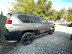 Сүрөт унаа Toyota Land Cruiser Prado