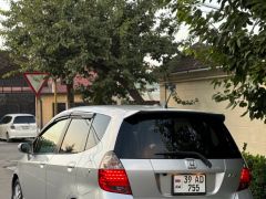 Photo of the vehicle Honda Fit