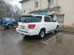 Сүрөт унаа Toyota Sequoia