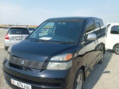 Сүрөт унаа Toyota Voxy