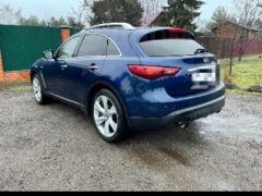 Photo of the vehicle Infiniti QX70