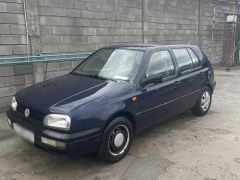 Photo of the vehicle Volkswagen Golf