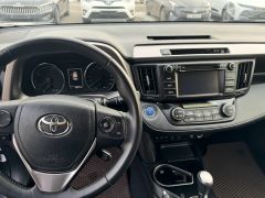 Сүрөт унаа Toyota RAV4