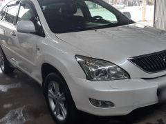 Photo of the vehicle Lexus RX