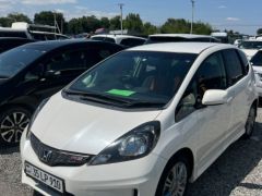 Фото авто Honda Fit