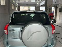 Сүрөт унаа Toyota RAV4