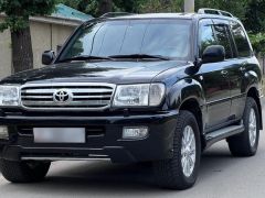 Photo of the vehicle Toyota Land Cruiser