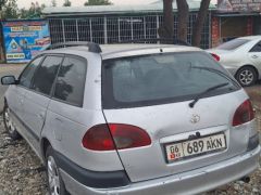 Сүрөт унаа Toyota Avensis