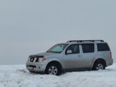 Photo of the vehicle Nissan Pathfinder