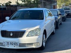 Photo of the vehicle Toyota Crown