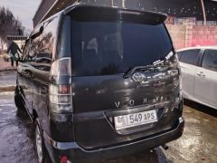 Сүрөт унаа Toyota Voxy