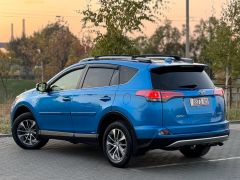 Сүрөт унаа Toyota RAV4