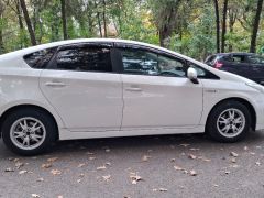 Фото авто Toyota Prius