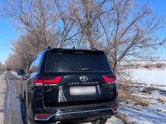 Сүрөт унаа Toyota Land Cruiser