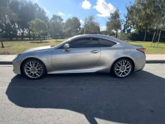 Photo of the vehicle Lexus RC