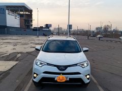 Сүрөт унаа Toyota RAV4