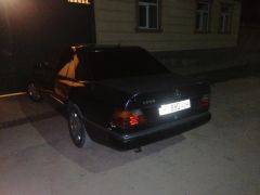 Photo of the vehicle Mercedes-Benz W124