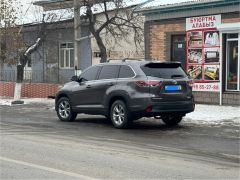 Фото авто Toyota Highlander