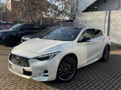 Фото авто Infiniti Q30