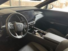 Photo of the vehicle Lexus RX