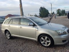 Сүрөт унаа Toyota Avensis