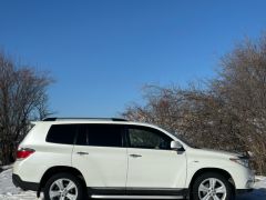 Сүрөт унаа Toyota Highlander