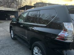 Photo of the vehicle Lexus GX