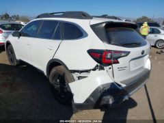 Photo of the vehicle Subaru Outback