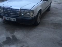 Photo of the vehicle Mercedes-Benz W124