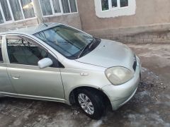 Сүрөт унаа Toyota Vitz