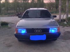 Photo of the vehicle Audi 100