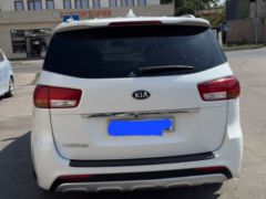 Photo of the vehicle Kia Carnival