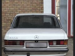 Photo of the vehicle Mercedes-Benz W123