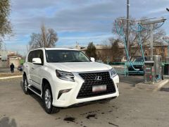 Photo of the vehicle Lexus GX