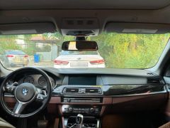 Photo of the vehicle BMW 5 Series