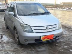 Сүрөт унаа Toyota Ist