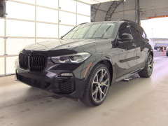 Photo of the vehicle BMW X5