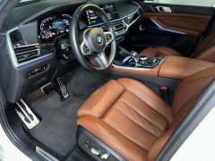 Photo of the vehicle BMW X7