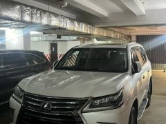 Сүрөт унаа Lexus LX