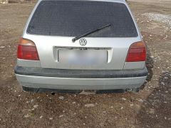 Photo of the vehicle Volkswagen Golf