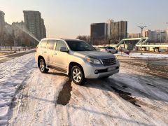 Photo of the vehicle Lexus GX