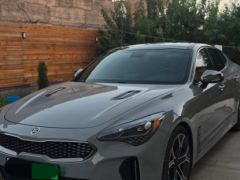 Сүрөт унаа Kia Stinger